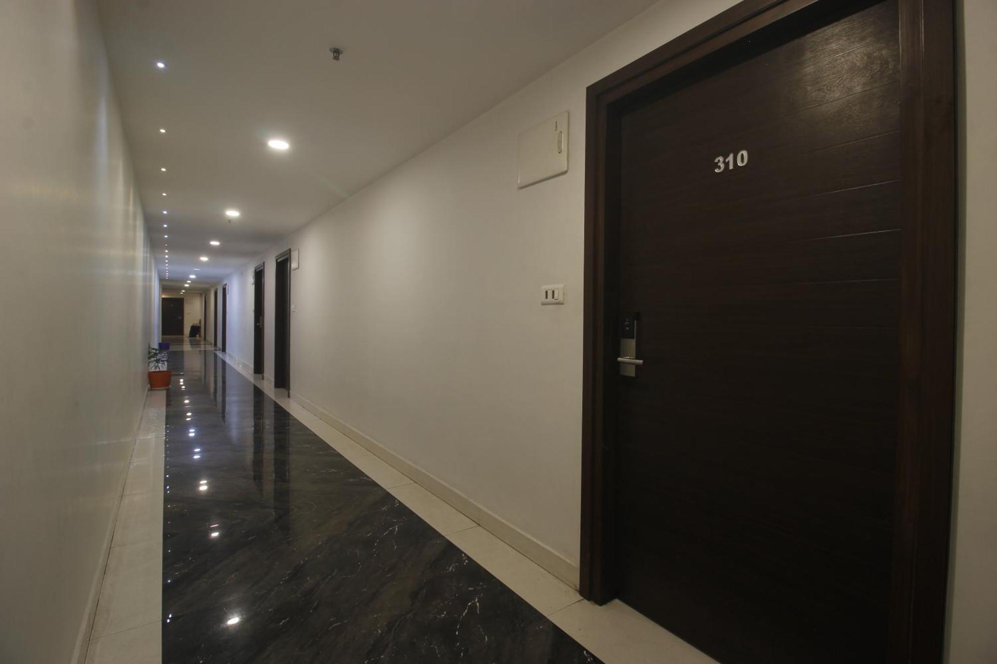 Hotel Ssr Grand Hyderabad Exterior foto
