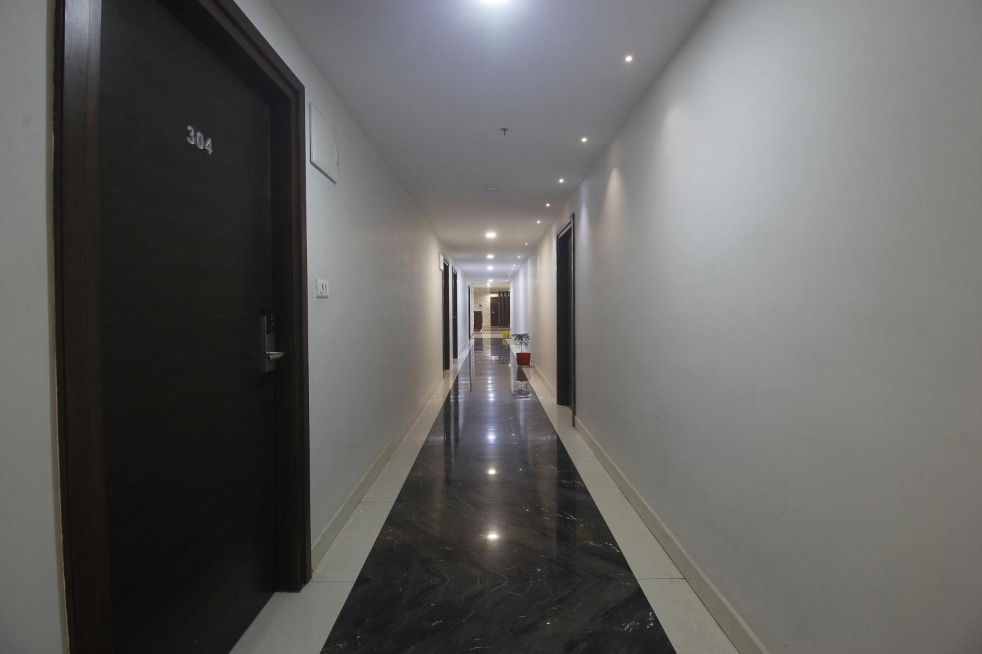 Hotel Ssr Grand Hyderabad Exterior foto