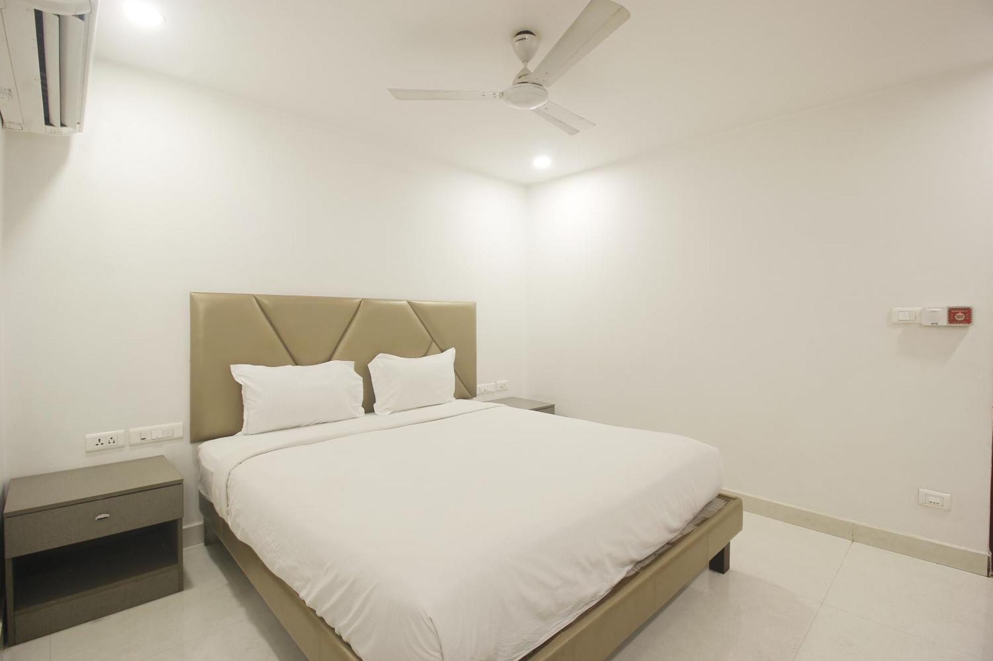 Hotel Ssr Grand Hyderabad Exterior foto