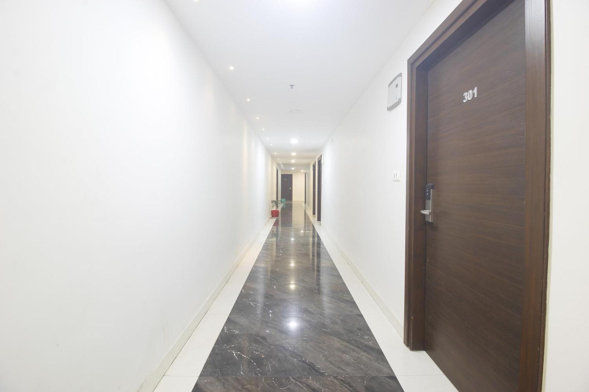 Hotel Ssr Grand Hyderabad Exterior foto